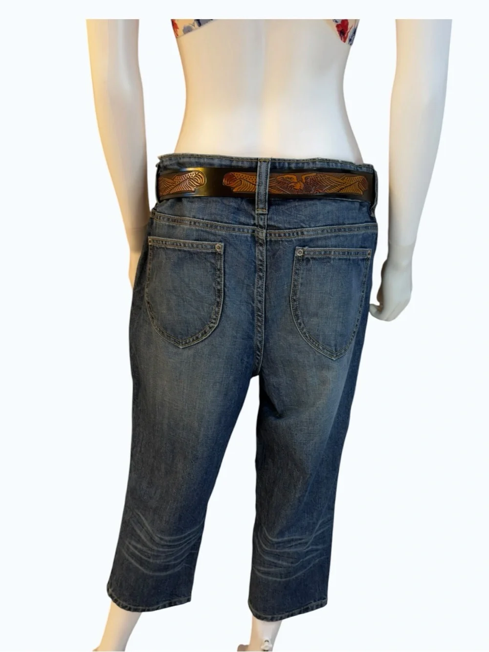 Banana Republic Medium Wash Denim Capri Cropped Jeans 5-Pocket | Size 14